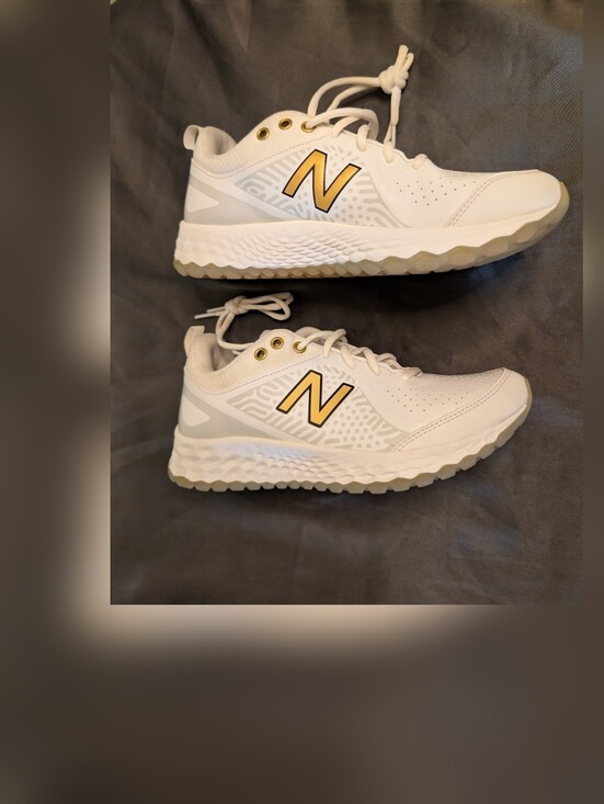 New Balance Shoes - White And Gold New Balance Urban Everyday Sneakers New In Redbox! Women's 8